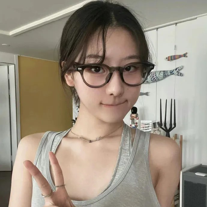 减肥旅行团海报